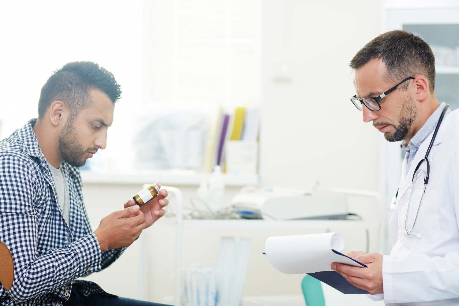 Homeopathic Doctor for Kidney Stones in Pitampura